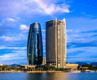 Supplies door curtains to Novatel 5 star Hotel